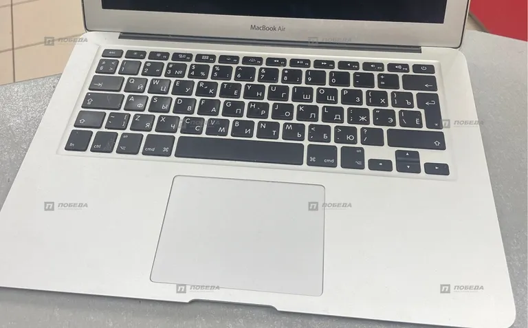 Ноутбук MacBook Aip A13