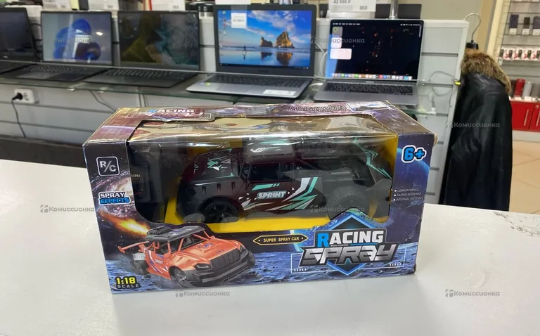 Машинка на пульте управления Racing