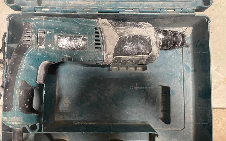 Перфоратор Makita HR2470