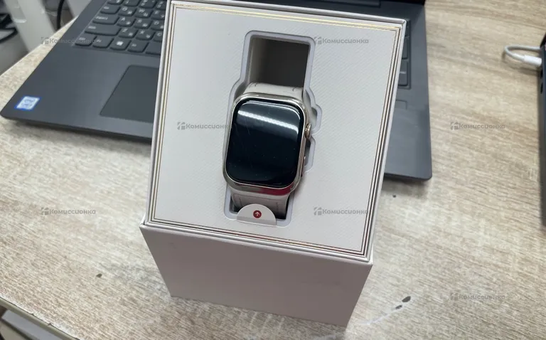 Часы Huawei Watch D2