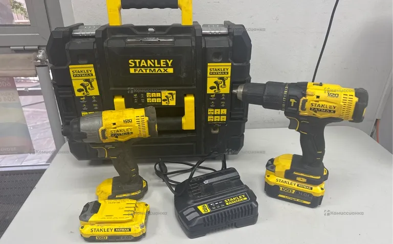 Набор Stanley (2 шуруповерта)