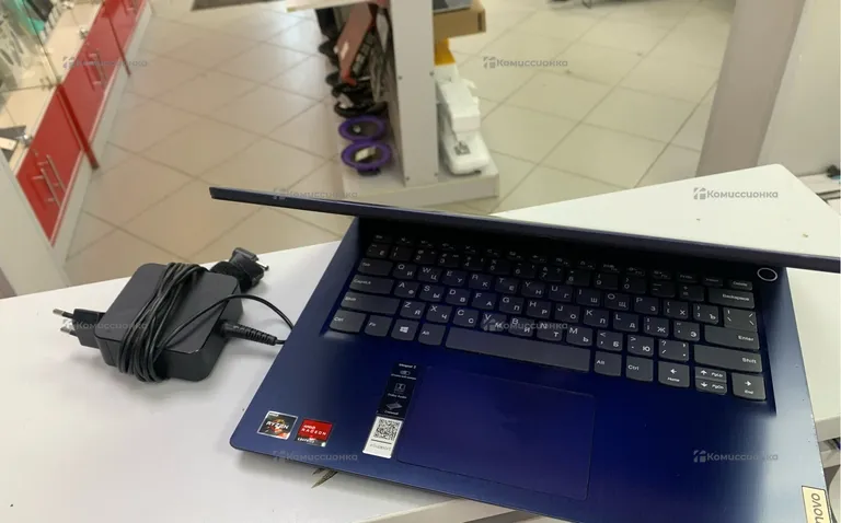 Ноутбук Lenovo 81w0