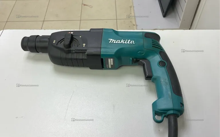 перфаратор makita HR2470