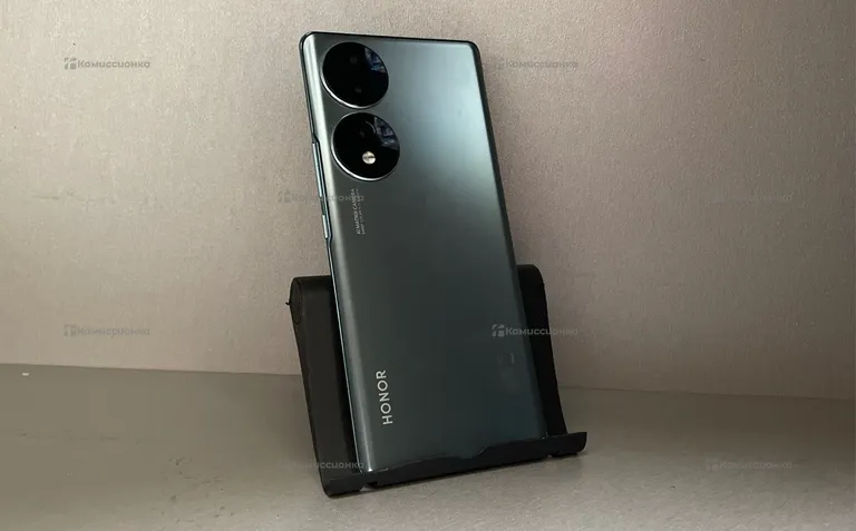 Honor 70 8/256 Гб