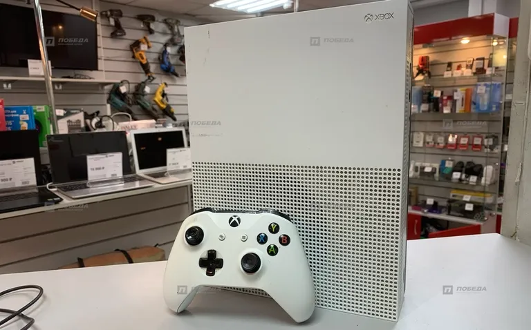 Xbox One S 1Tb