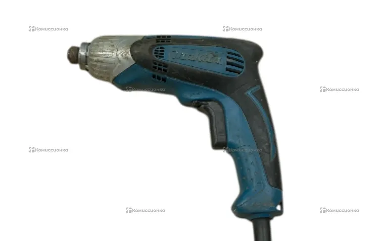 Винтоверт makita TD0100