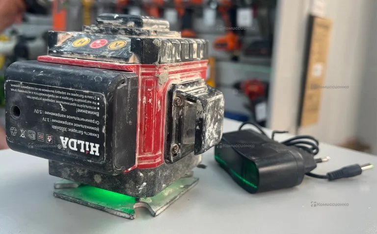 Лазерный нивелир Elitech ПЛ-12Л