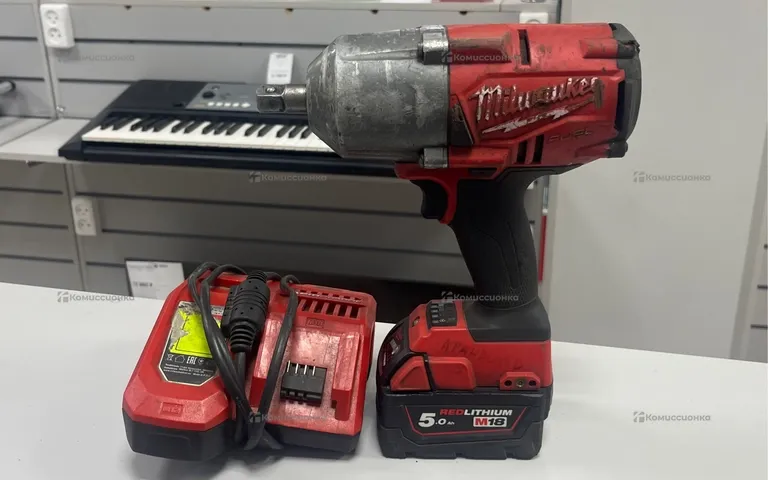 гайковерт Milwavkee FHIW12