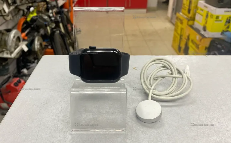 Часы Apple Watch 7 45mm