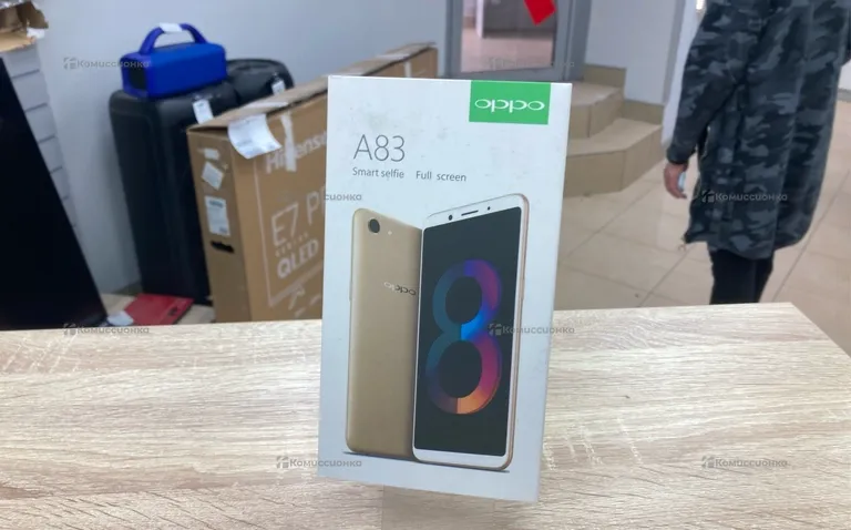 Oppo A83 6/128 GB