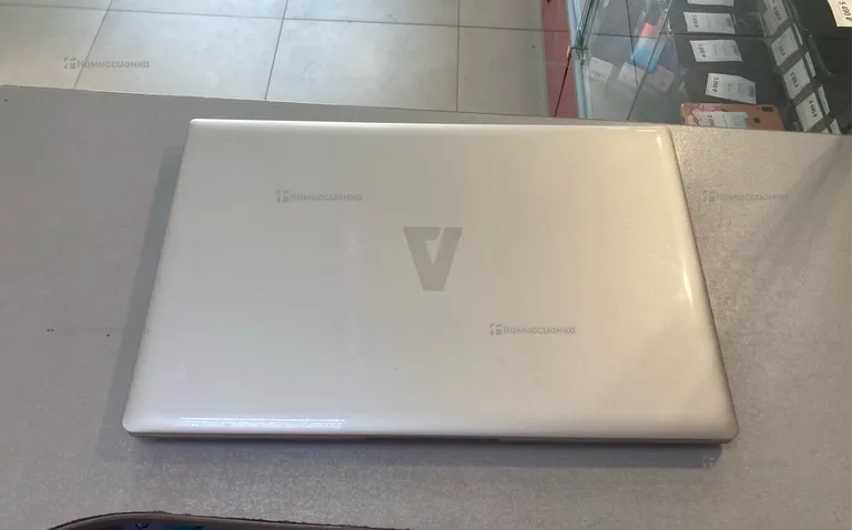 Ноутбук  Azerty RB-1550