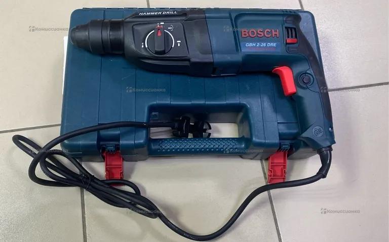 Перфоратор Bosch. .
