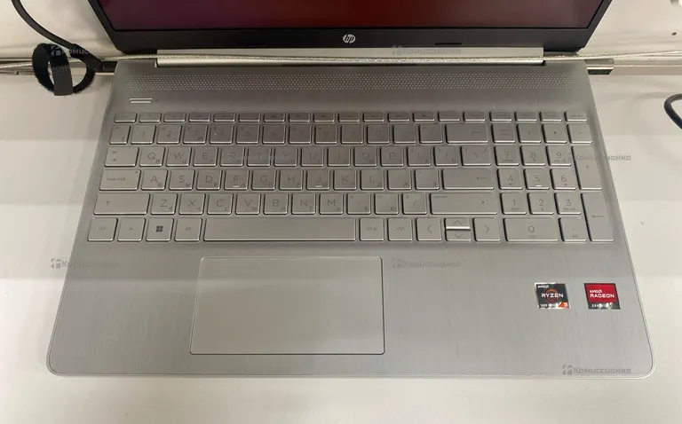 Ноутбук HP 15s-eq2086ur