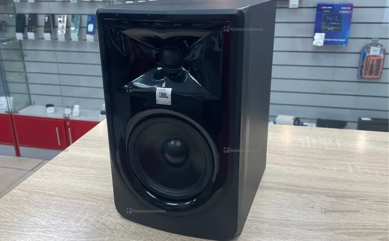Монитор JBL series 3