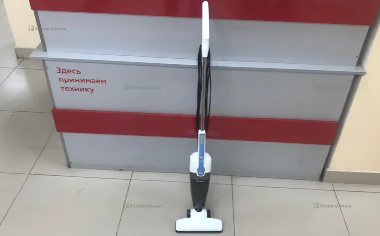 Пылесос вертикальный Dexp