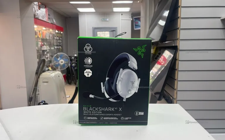 Наушники Razer BlackShark V2 X