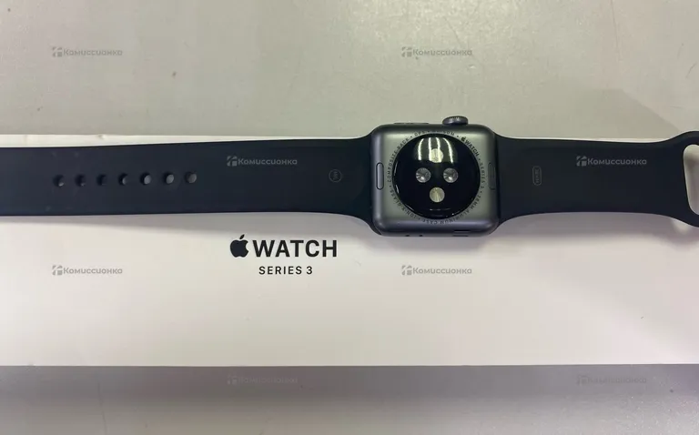 Часы Apple Watch 3 38