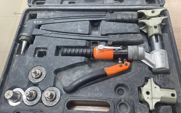 Гидравлический пресс инструмент TIM FT1240B-QC