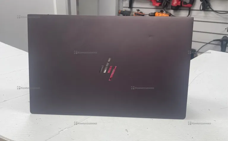 Ноутбук  HP ENVY Laptop