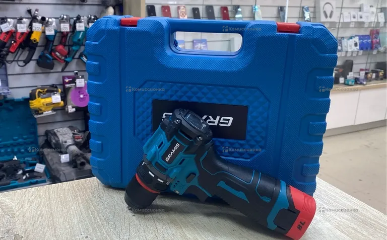 Шуруповерт бесщеточный баночный Gramis 18V