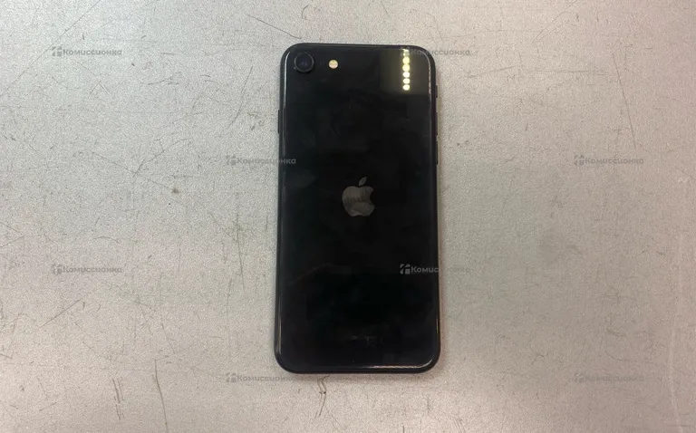 Apple iPhone SE (2020) 64 ГБ