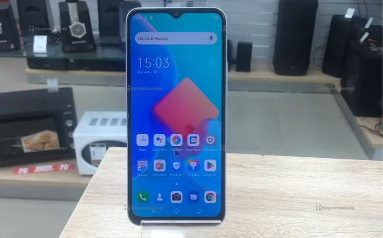 Tecno spark 8c 4/64