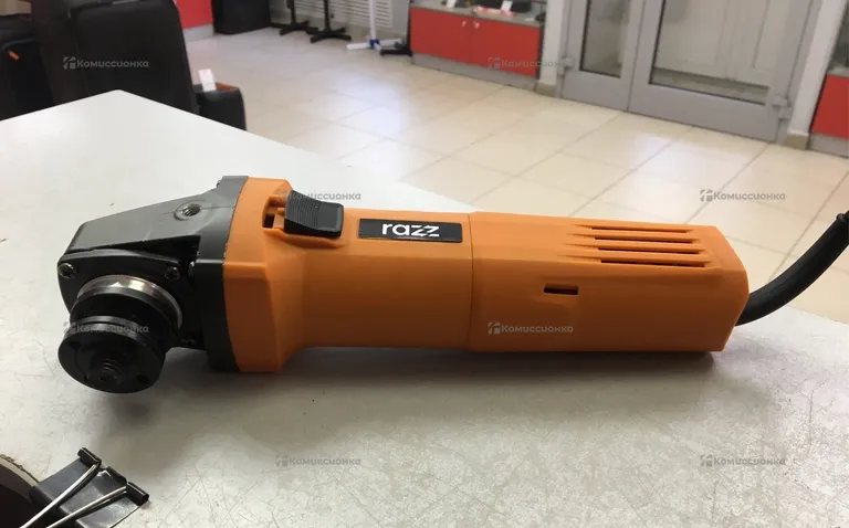 Ушм Razz AG-1000R