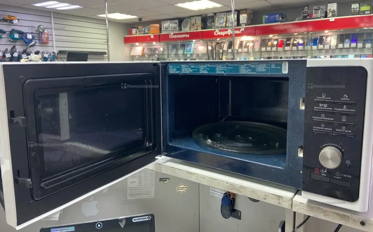 Микроволновая печь Samsung MS23F301TQW