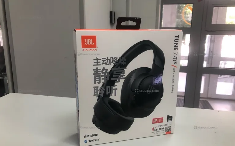 Наушники  JBL tune 770