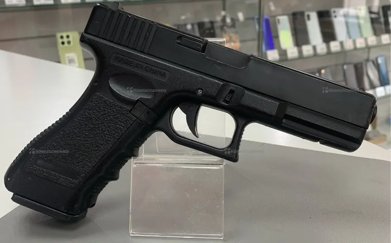 Страйкбольный пистолет Glock 17 Gen 4