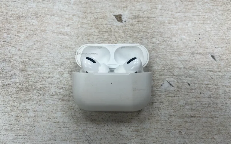 Наушники AirPods Pro