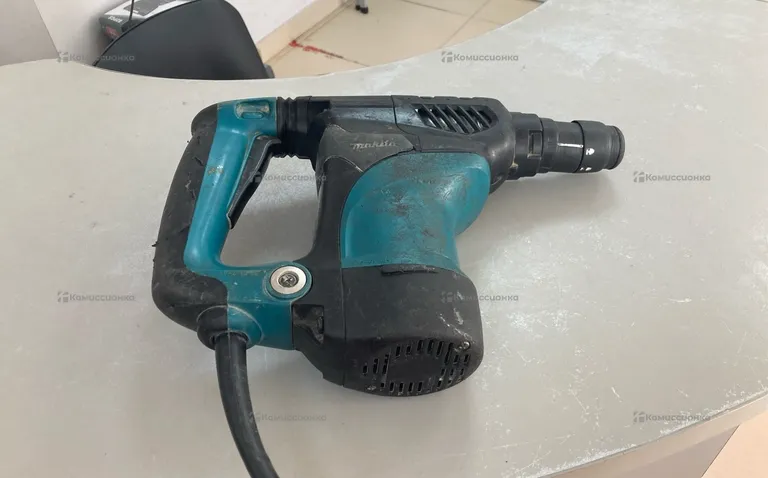 Перфоратор makita HR2811FT