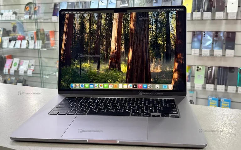 MacBook Air 15-inch M2 8/512GB