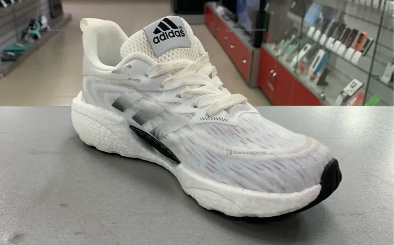 Кроссовки Adidas белый 36р