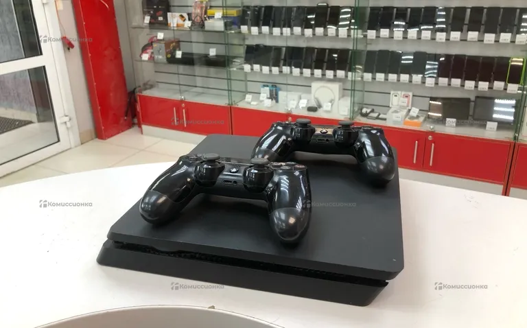 Приставка Sony PS4 slim 500GB