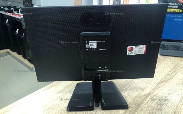 LG Flatron E2242C