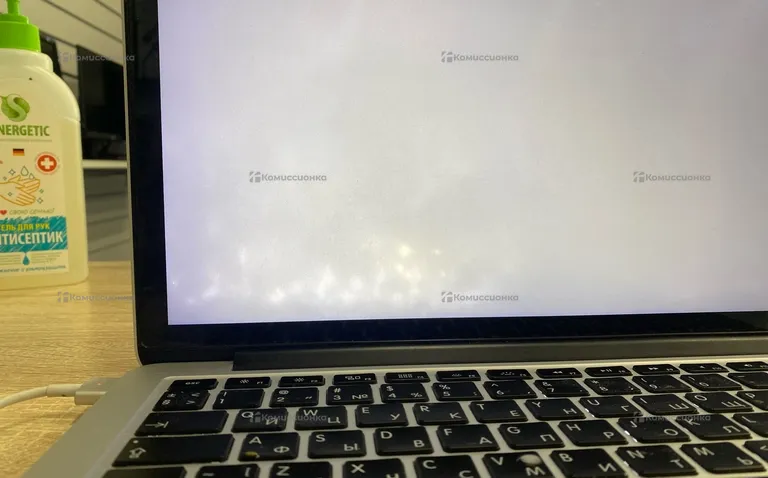 Ноутбук  MacBook 13 pro 2015