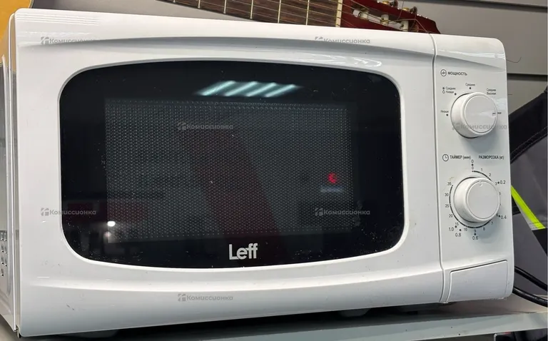 Микроволновка Leff