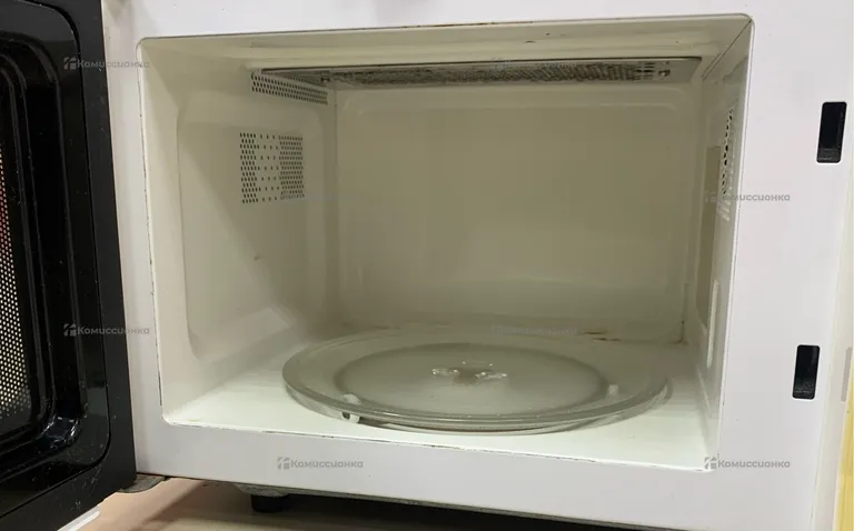 Микроволновая печь  Candy CMW 7017 EG