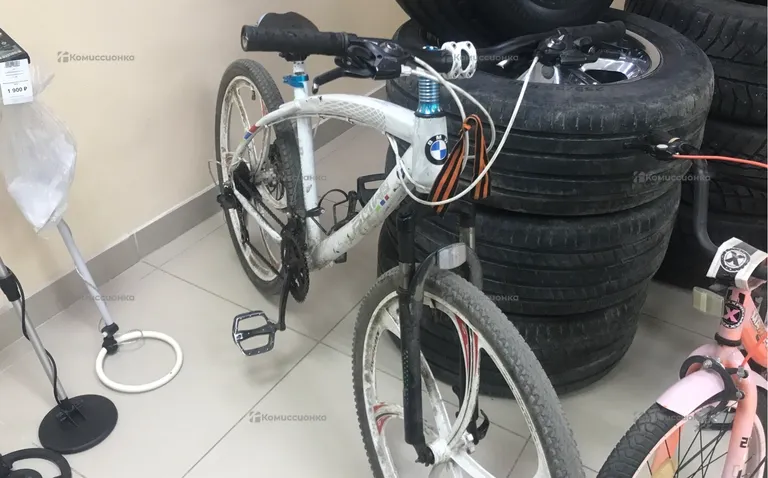 Велосипед BMW