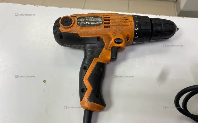 Сетевой шуруповерт Вихрь СШ-550/1