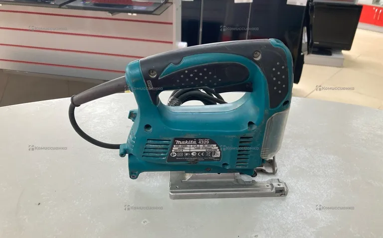 Электро Лабзик Makita 4329