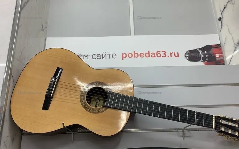 Гитара HoHNER HC06