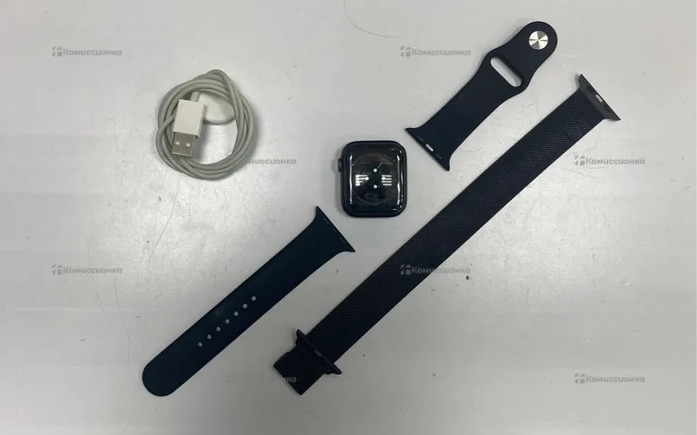 Часы Apple Watch 6 44mm
