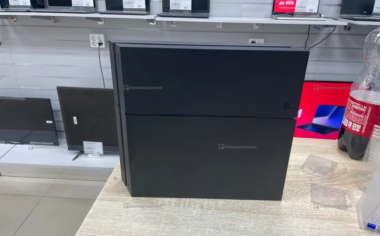 Приставка PS4. fat 500gb