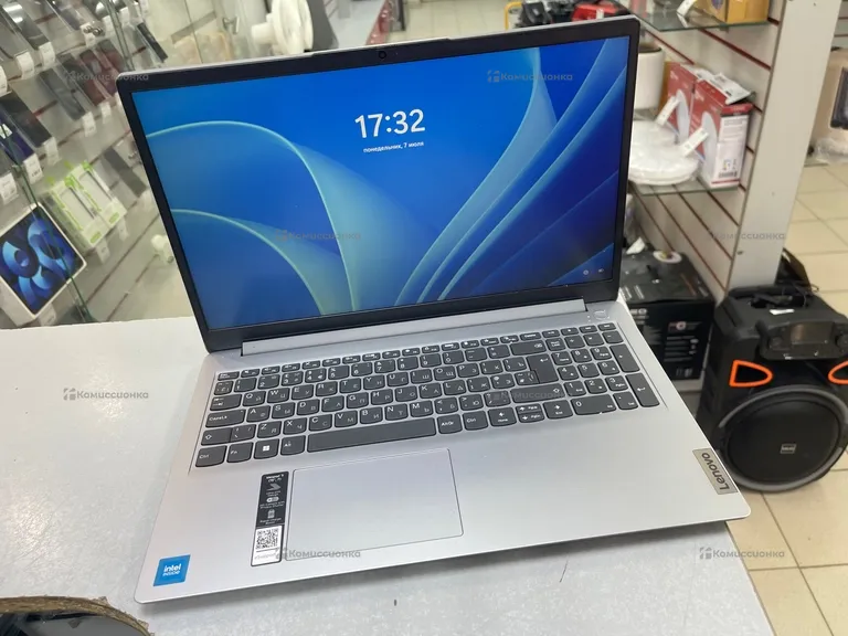 Ноутбук Lenovo ideapad 1i