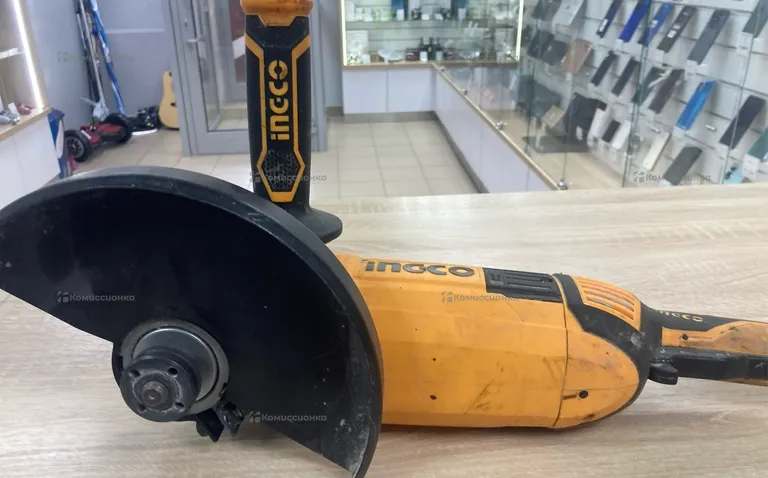 Угловая шлифовальная машина INGCO AG24008