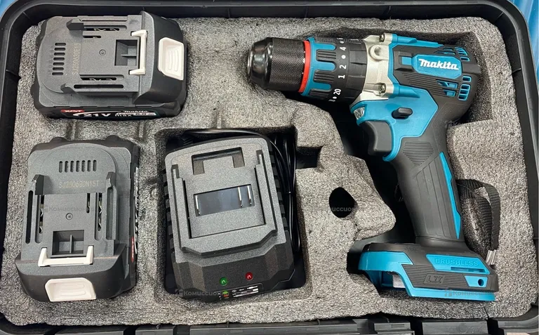 Дрель-Шуруповерт Makita 21v 6Ah