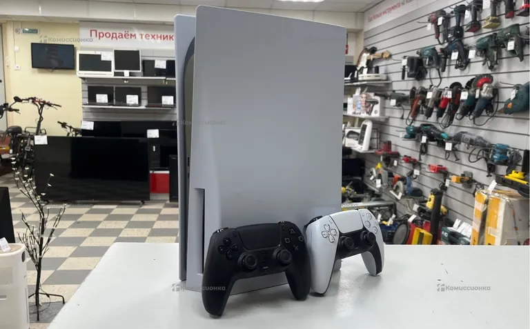 Приставка PS. PS 5