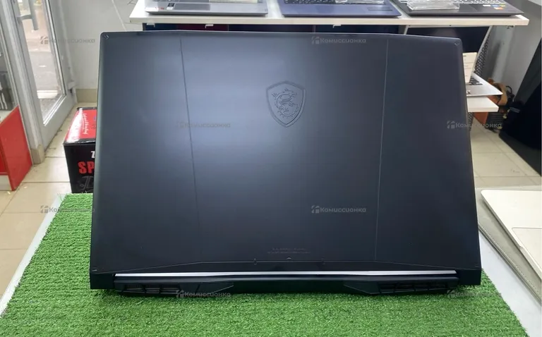 Ноутбук MSI KATANA 17